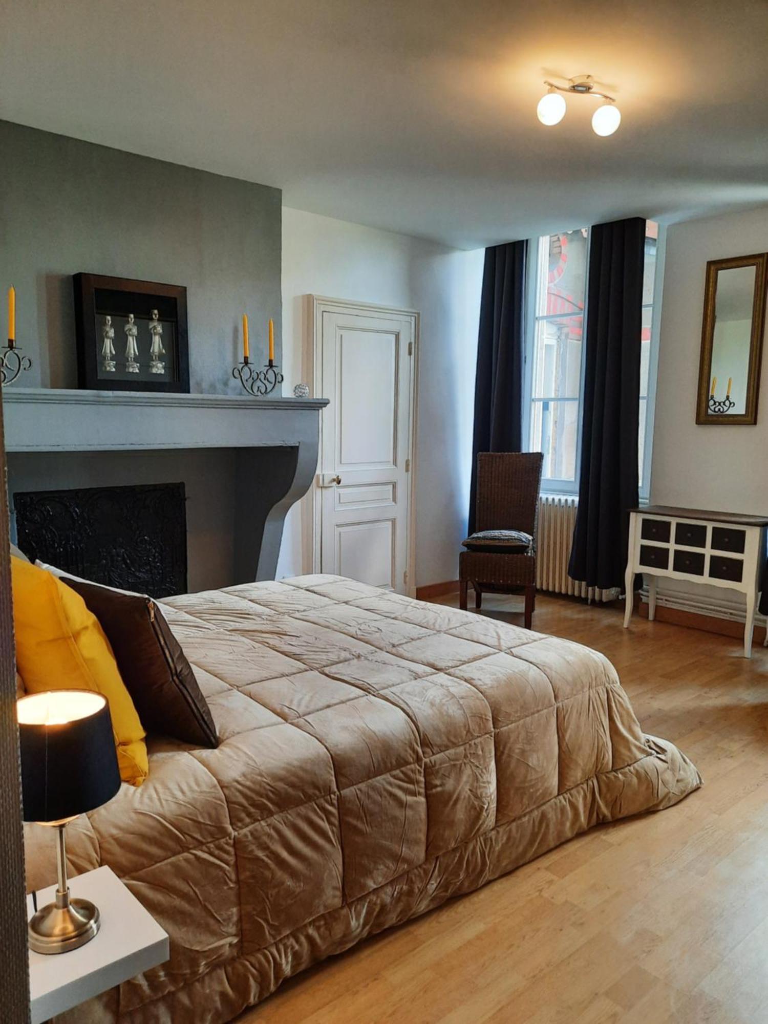 Appartement Vieille Ville Verdun-sur-Meuse Eksteriør bilde